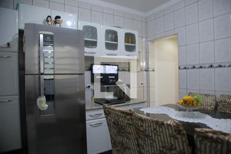 Casa para alugar com 380m², 3 quartos e 2 vagasCozinha