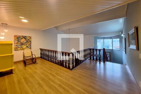 Casa de condomínio à venda com 400m², 4 quartos e 4 vagas Casa de condomínio à venda com 400m², 4 quartos e 4 vagasSala 2