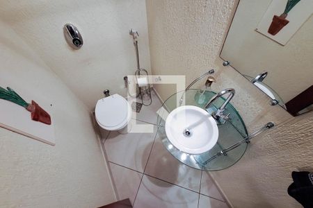 Casa de condomínio à venda com 400m², 4 quartos e 4 vagas Casa de condomínio à venda com 400m², 4 quartos e 4 vagasLavabo