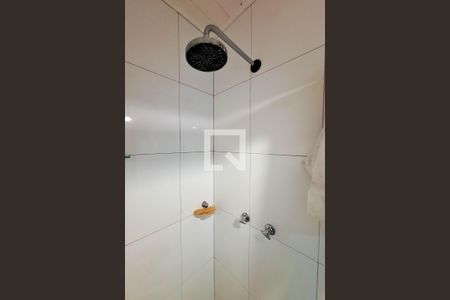 Casa de condomínio à venda com 400m², 4 quartos e 4 vagas Casa de condomínio à venda com 400m², 4 quartos e 4 vagasBanheiro de serviço