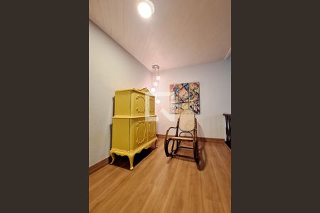 Casa de condomínio à venda com 400m², 4 quartos e 4 vagas Casa de condomínio à venda com 400m², 4 quartos e 4 vagasSala 2