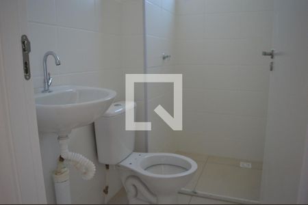 Banheiro Social de apartamento para alugar com 2 quartos, 48m² em Santa Maria, Belo Horizonte