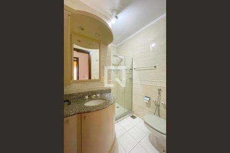 Casa à venda com 180m², 3 quartos e 2 vagasBanheiro