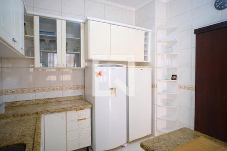 Casa à venda com 180m², 3 quartos e 2 vagasCozinha