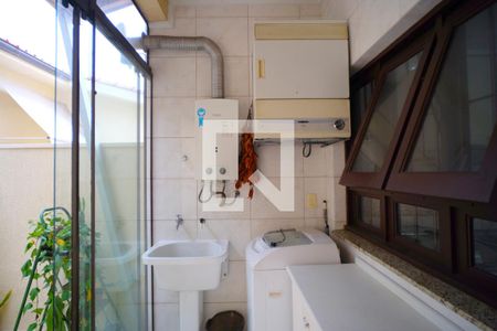 Casa à venda com 180m², 3 quartos e 2 vagasÁrea de Serviço