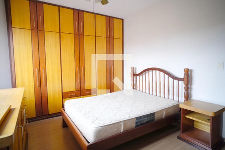 Casa à venda com 180m², 3 quartos e 2 vagasSuíte