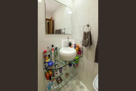 Apartamento à venda com 60m², 1 quarto e sem vagaBanheiro Corredor