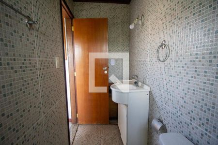 Casa de condomínio à venda com 180m², 4 quartos e 2 vagasBanheiro do Sotão