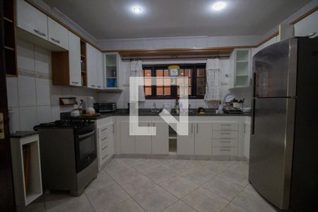 Casa de condomínio à venda com 180m², 4 quartos e 2 vagasCozinha