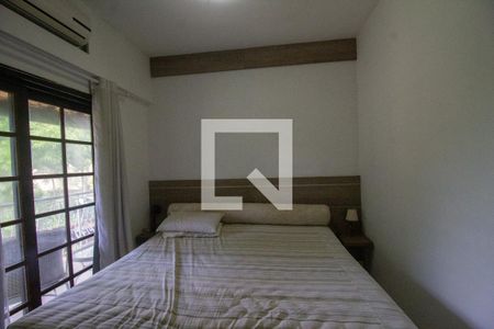 Casa de condomínio à venda com 180m², 4 quartos e 2 vagasSuíte 3