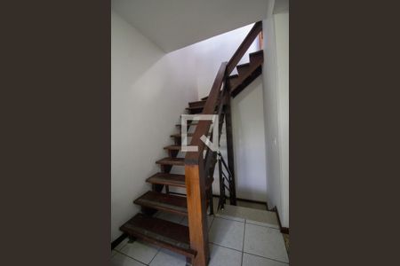 Hall dos Quartos de casa de condomínio para alugar com 4 quartos, 180m² em Vargem Pequena, Rio de Janeiro
