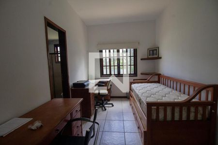 Casa de condomínio à venda com 180m², 4 quartos e 2 vagasSuíte 1