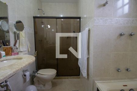 Casa de condomínio à venda com 180m², 4 quartos e 2 vagasBanheiro da Suíte 3