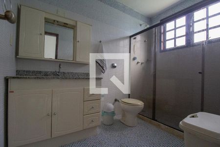 Casa de condomínio à venda com 180m², 4 quartos e 2 vagasBanheiro da Suíte 1