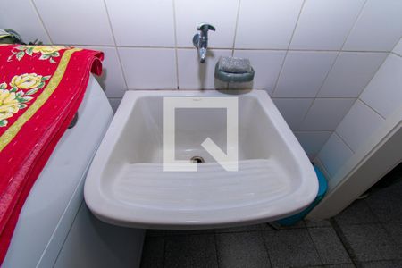 Apartamento à venda com 72m², 3 quartos e 1 vagaÁrea de Serviço