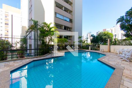 Apartamento à venda com 72m², 3 quartos e 1 vagaÁrea comum - Piscina