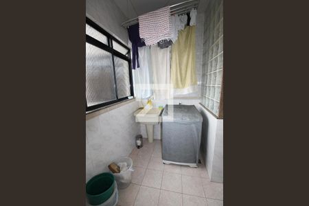 Apartamento à venda com 110m², 3 quartos e 1 vagaÁrea de Serviço