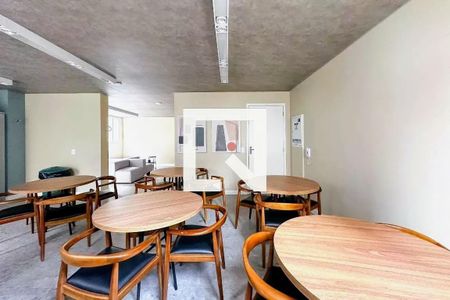 Apartamento à venda com 67m², 2 quartos e sem vagaÁrea comum - Salão de festas