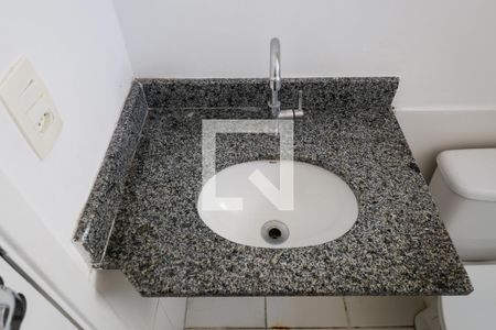 Apartamento à venda com 63m², 2 quartos e 1 vaga Apartamento à venda com 63m², 2 quartos e 1 vagaBanheiro