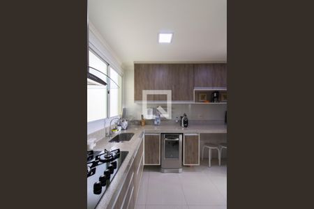 Apartamento à venda com 96m², 2 quartos e 2 vagasCozinha