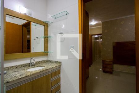 Apartamento à venda com 170m², 3 quartos e 2 vagas Apartamento à venda com 170m², 3 quartos e 2 vagasBanheiro Suíte