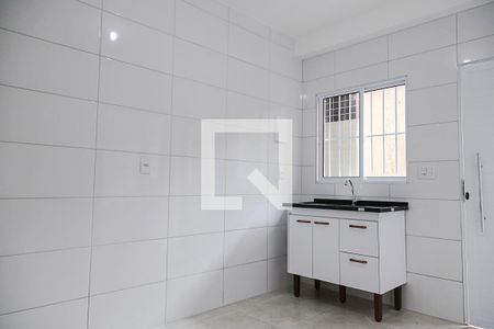 Sala / Cozinha de kitnet/studio para alugar com 1 quarto, 27m² em Vila das Belezas, São Paulo