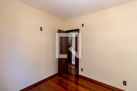 Quarto 1 de apartamento para alugar com 3 quartos, 109m² em Coração Eucarístico, Belo Horizonte