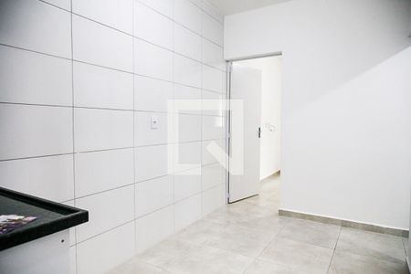 Sala/Cozinha de kitnet/studio para alugar com 1 quarto, 27m² em Vila das Belezas, São Paulo