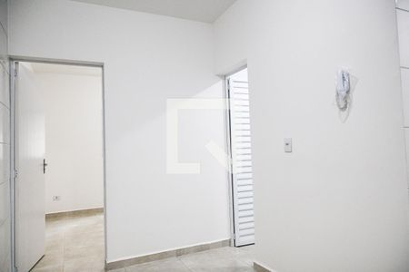 Sala/Cozinha de kitnet/studio para alugar com 1 quarto, 27m² em Vila das Belezas, São Paulo