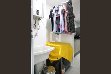 Apartamento à venda com 64m², 2 quartos e 1 vagaÁrea de Serviço