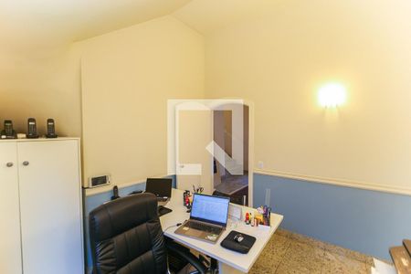 Escritório de casa para alugar com 4 quartos, 315m² em Jardim Leonor, São Paulo