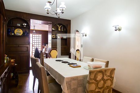 Sala de casa à venda com 3 quartos, 215m² em Planalto Paulista, São Paulo