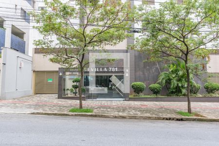 Apartamento à venda com 154m², 4 quartos e 4 vagasFachada