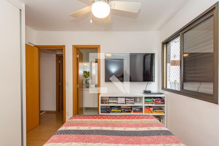 Apartamento à venda com 154m², 4 quartos e 4 vagasSuíte 2