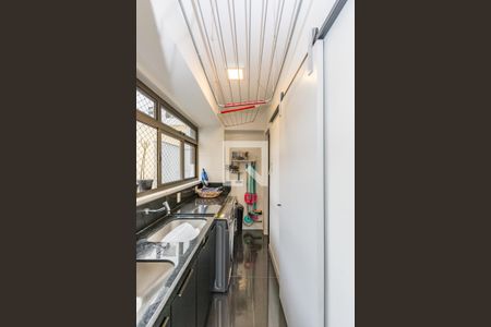 Apartamento à venda com 154m², 4 quartos e 4 vagasÁrea de Serviço