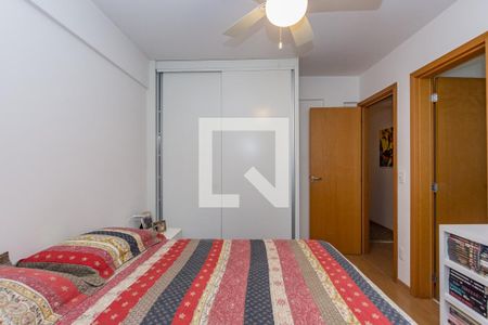Apartamento à venda com 154m², 4 quartos e 4 vagasSuíte 2