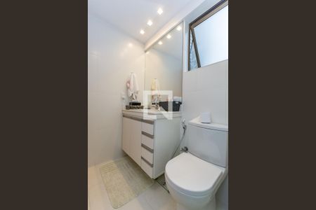 Apartamento à venda com 154m², 4 quartos e 4 vagasBanheiro da Suíte 1