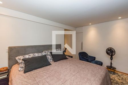 Apartamento à venda com 154m², 4 quartos e 4 vagasSuíte 1