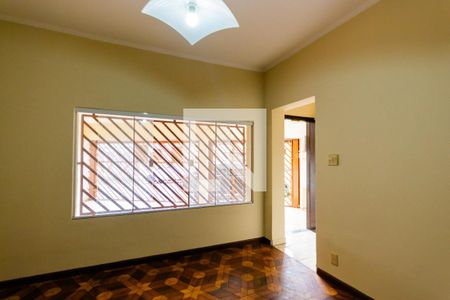Sala de casa à venda com 2 quartos, 160m² em Parque Jaçatuba, Santo André