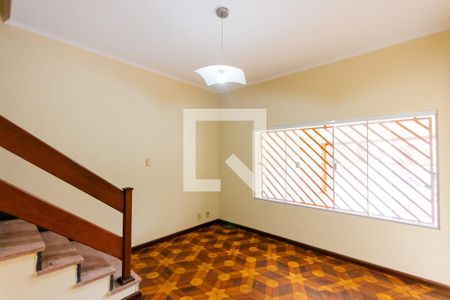 Sala de casa à venda com 2 quartos, 160m² em Parque Jaçatuba, Santo André