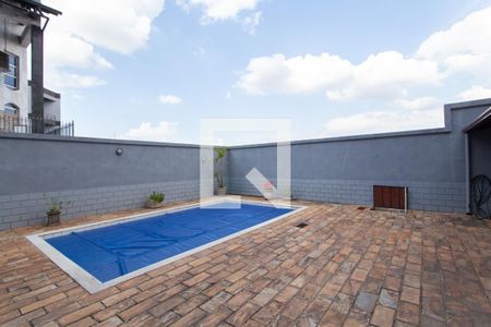 Casa à venda com 500m², 5 quartos e 4 vagas Casa à venda com 500m², 5 quartos e 4 vagasPiscina