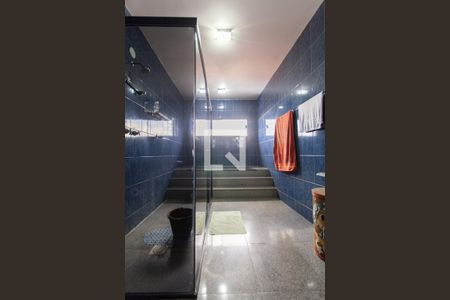 Casa à venda com 500m², 5 quartos e 4 vagas Casa à venda com 500m², 5 quartos e 4 vagasBanheiro da Suíte 1