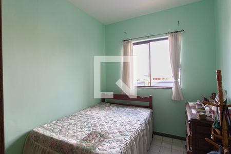 Casa à venda com 500m², 5 quartos e 4 vagas Casa à venda com 500m², 5 quartos e 4 vagasSuíte de Serviço