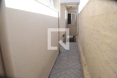 Casa à venda com 180m², 4 quartos e 3 vagasCorredor