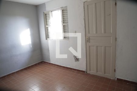Casa à venda com 180m², 4 quartos e 3 vagasQuarto da Edícula