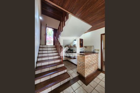 Escada de casa de condomínio à venda com 4 quartos, 320m² em Lagoa Santa, Lagoa Santa