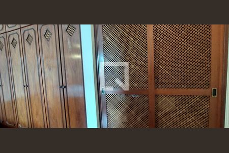 Apartamento à venda com 138m², 2 quartos e 3 vagas Apartamento à venda com 138m², 2 quartos e 3 vagasQuarto 1 suíte