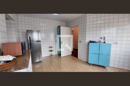 Apartamento à venda com 138m², 2 quartos e 3 vagas Apartamento à venda com 138m², 2 quartos e 3 vagasCozinha