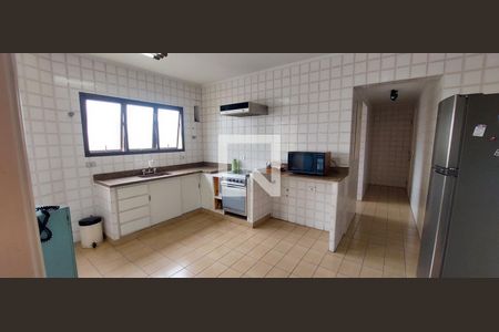 Apartamento à venda com 138m², 2 quartos e 3 vagas Apartamento à venda com 138m², 2 quartos e 3 vagasCozinha