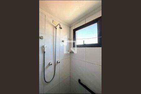 Apartamento à venda com 115m², 2 quartos e 3 vagasBanheiro do Quarto 2